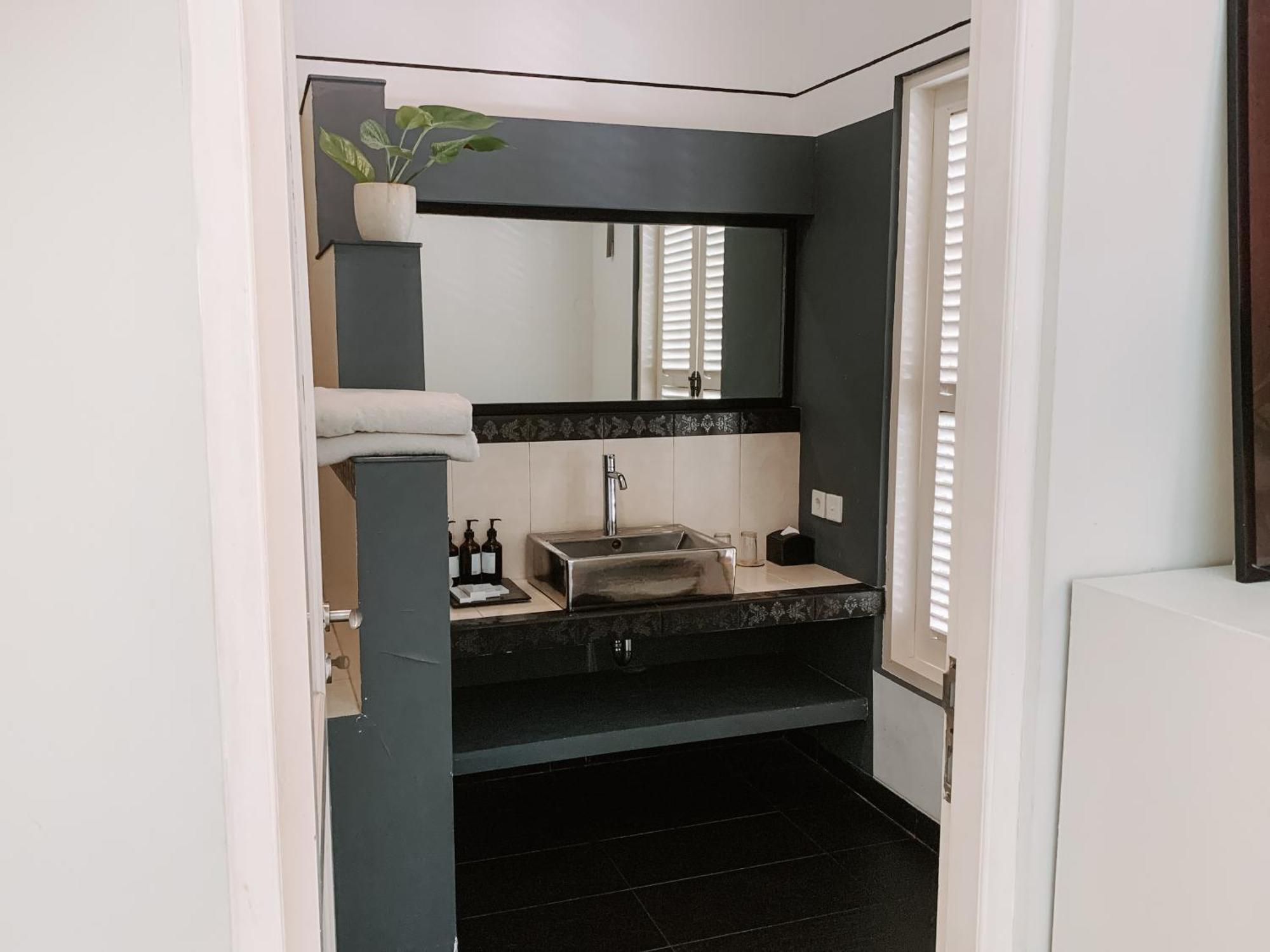 Casa Artista By Kresna Hospitality Hotel Seminyak  Ngoại thất bức ảnh
